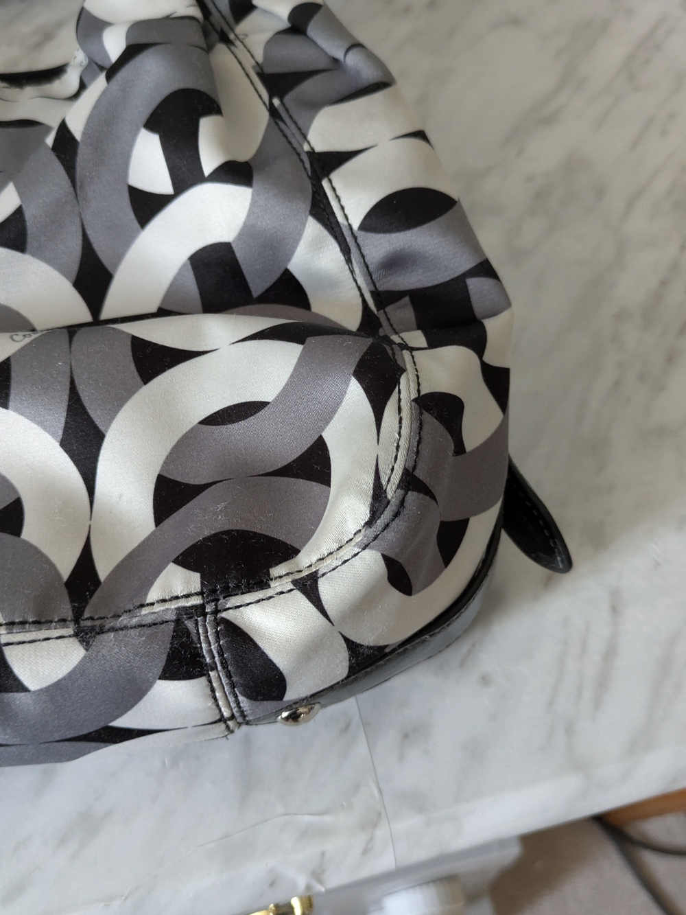 Coach Bag - Picture 15 of 16